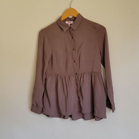 BONGO Tops - BONGO blause collar with buttons size S/C brown